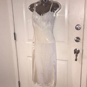 Vintage Wonder Made Lace Undergarment - Size: 34